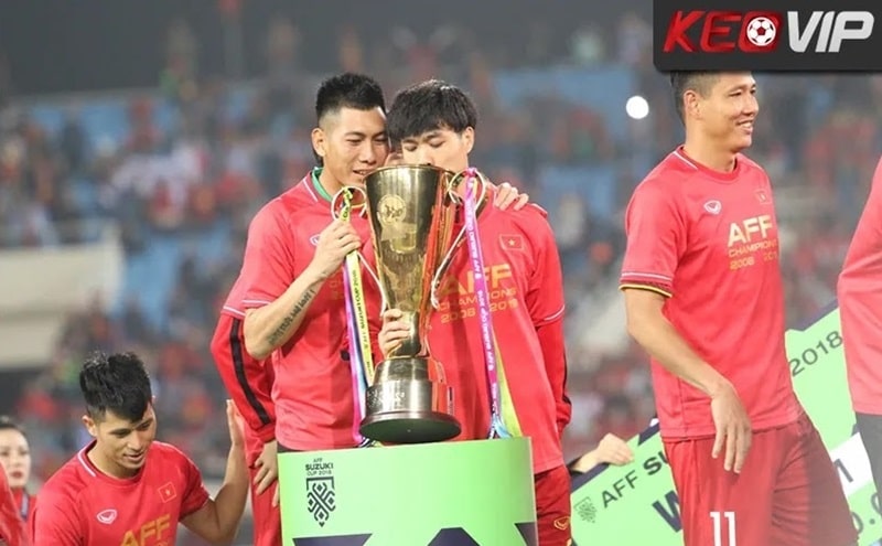 Công Phượng ghi bàn tại AFF Cup 2018, chức vô địch lịch sử của Việt Nam