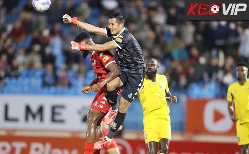 Nguyễn Đình Triệu trong màu áo Hải Phòng, thi đấu ở V-League 2022